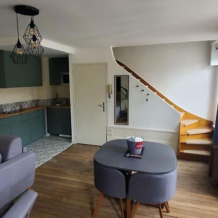 Appartement De Charme En Hyper-Centre Charleville-Mézières Exterior foto